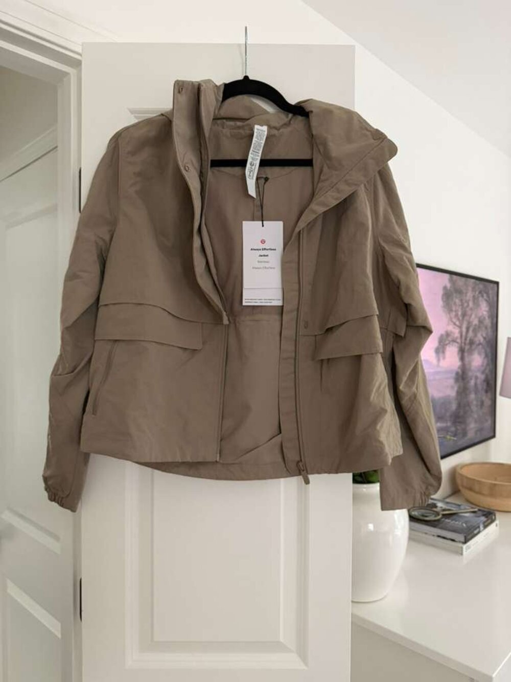 NWT lululemon Always Effortless Jacket Women 6 Brown Nylon Hooded Windbreaker - Picture 2 of 4